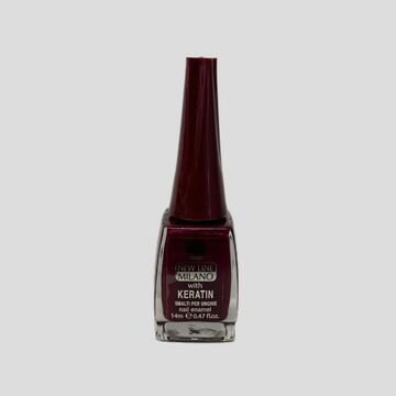 Smalto bordeaux con keratina 57 New Line Milano